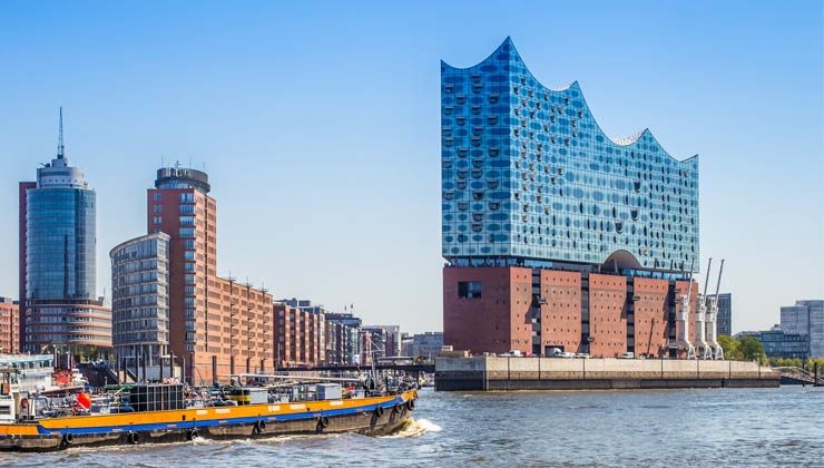 Endrundenauslosung zur Euro 2024 in der Hamburger Elbphilharmonie