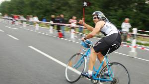 Sporthelden: Iron Maik – Triathlon mit Damenrad