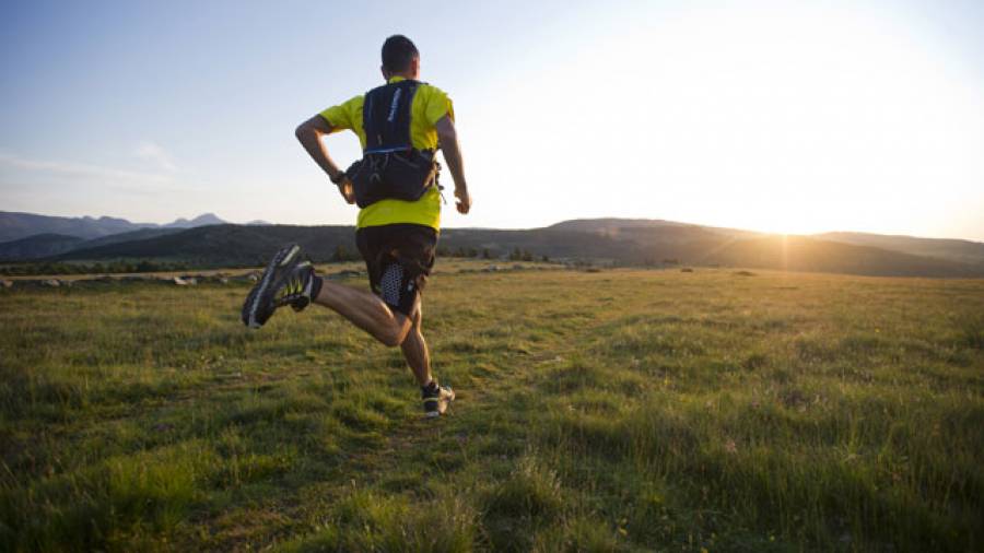 Weil jeder Läufer ein Trail Runner ist - Sommer-Kollektion für Männer mit dem perfekten Schuh für Asphalt und offroad