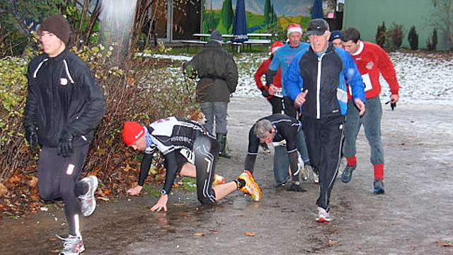 Kölner Nikolauslauf - Bestzeit auf eisigem Untergrund