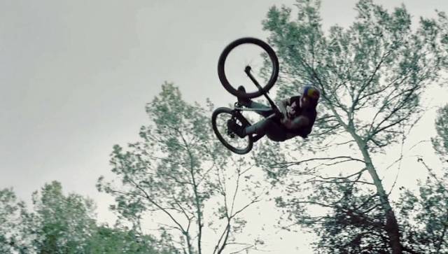 MTB-Video: Andreu Lacondeguy 841